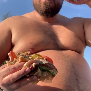Video by chubbybear79 published on April 11,2023 06:06:00 - BestThots