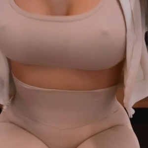 Video by jameelahh published on October 16,2023 16:35:56 - BestThots