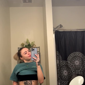 caitlynbabyxx #4731903