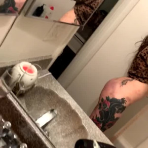 Video by vilevixen69 published on June 10,2023 11:36:00 - BestThots