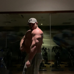 Video by hugeandhung published on March 9,2023 03:20:00 - BestThots
