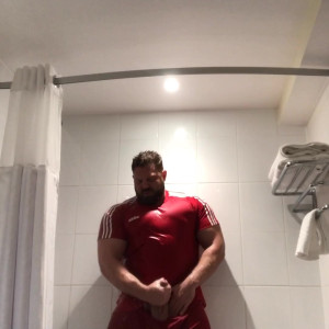 Video by hugeandhung published on May 8,2023 10:38:00 - BestThots