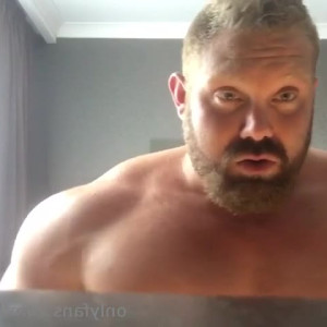 Video by hugeandhung published on June 11,2023 16:13:00 - BestThots