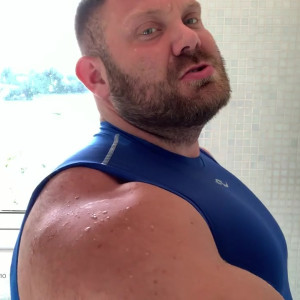 Video by hugeandhung published on April 27,2023 10:21:00 - BestThots