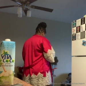 Video by missniemacream published on October 26,2023 00:46:28 - BestThots
