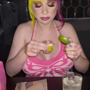 Video by sapphiresummersofficial published on March 28,2023 04:28:00 - BestThots