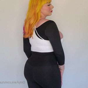 Video by sapphiresummersofficial published on May 11,2023 13:55:00 - BestThots