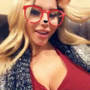 Video by oliviaaustinxxx published on April 12,2023 08:28:00 - BestThots