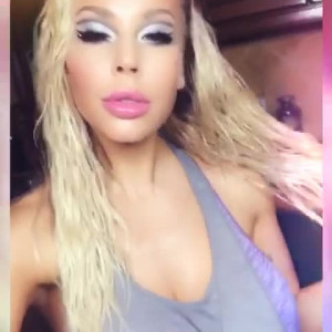 Video by oliviaaustinxxx published on April 14,2023 19:01:00 - BestThots