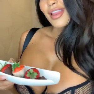 Video by oliviaaustinxxx published on March 11,2023 21:21:00 - BestThots
