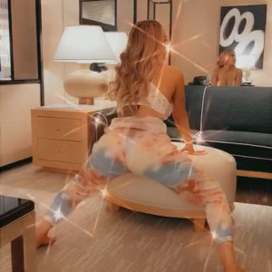 Video by oliviaaustinxxx published on August 14,2023 09:13:00 - BestThots