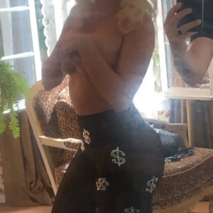 Video by oliviaaustinxxx published on July 9,2023 20:00:00 - BestThots