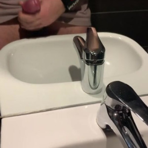 Video by maxsmall published on July 10,2023 04:48:00 - BestThots