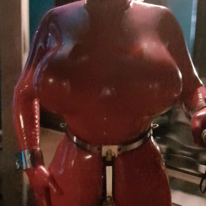 Video by rubberdollemma published on July 7,2023 15:02:00 - BestThots