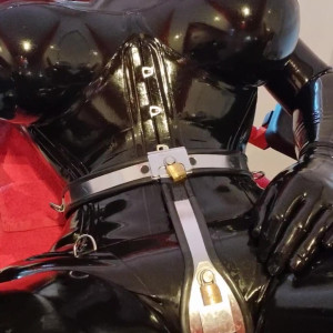 Video by rubberdollemma published on July 6,2023 13:05:00 - BestThots