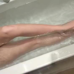 Video by aprilmaexox published on October 26,2023 05:09:34 - BestThots