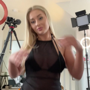 Video by aprilmaexox published on October 26,2023 05:14:12 - BestThots