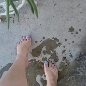 feetstacystay #5349574