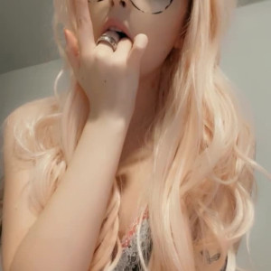 ivyywaifuu #5487808