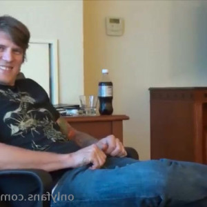 Video by loucharmelle published on June 21,2023 22:54:00 - BestThots