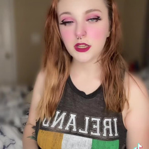 Video by vintagebarbie published on October 27,2023 11:03:38 - BestThots