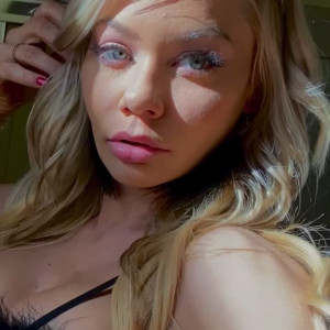 Video by xxxriley published on May 15,2023 11:28:00 - BestThots