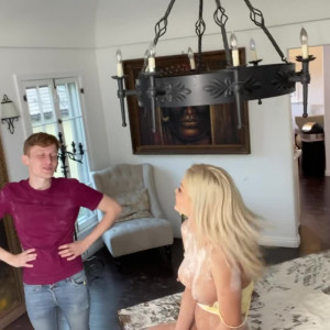 Video by xxxriley published on August 17,2023 12:28:00 - BestThots