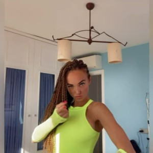 Video by midjushow published on May 9,2023 16:35:00 - BestThots
