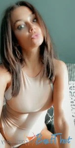 Video by rooey published on January 16,2025 11:01:39 - BestThots