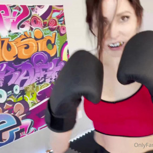 Video by agathadelicious published on November 21,2023 00:05:41 - BestThots