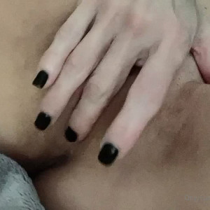 Video by agathadelicious published on November 20,2023 23:57:55 - BestThots