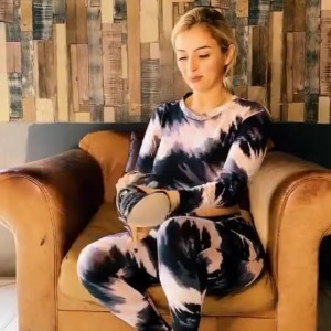 alemiarojas #8434296