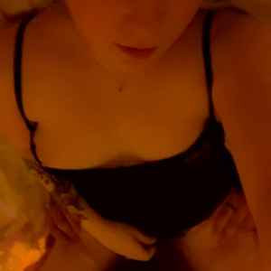 Video by ameliaxbby published on November 21,2023 04:19:07 - BestThots