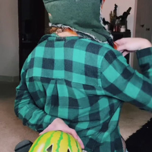 Video by babymoth1 published on November 29,2023 03:07:16 - BestThots
