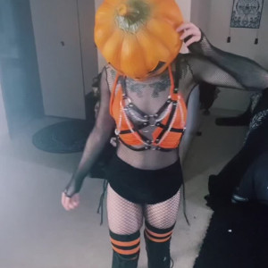 Video by babymoth1 published on November 29,2023 03:35:52 - BestThots