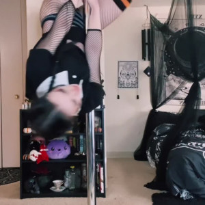 Video by babymoth1 published on November 29,2023 03:13:41 - BestThots