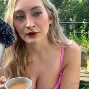 Video by blissfulwhisperasmr published on December 10,2023 12:54:50 - BestThots