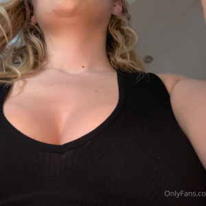 Video by blissfulwhisperasmr published on December 10,2023 13:02:36 - BestThots