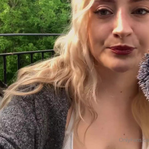 Video by blissfulwhisperasmr published on December 10,2023 12:59:19 - BestThots