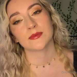 Video by blissfulwhisperasmr published on December 10,2023 13:01:35 - BestThots