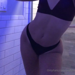 bodycontent #8751396
