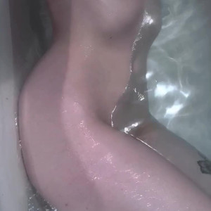 Video by violette_x published on June 22,2023 02:39:00 - BestThots