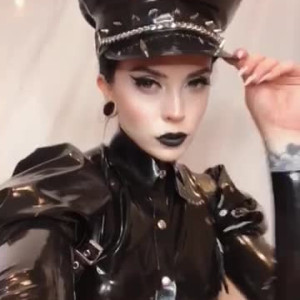 Video by violette_x published on June 1,2023 21:43:00 - BestThots