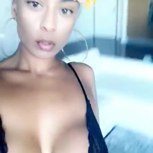 arianashantelcr #4961119