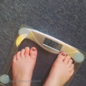Video by elea.goddess published on July 15,2023 21:53:00 - BestThots
