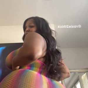 Video by roxiexxx published on April 27,2023 22:23:00 - BestThots