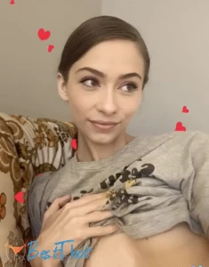 lorynpetite #9695619
