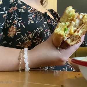 Video by growinggirl1617 published on July 6,2023 19:57:00 - BestThots