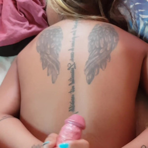 Video by hottestlatincouplevip published on April 4,2023 06:09:00 - BestThots