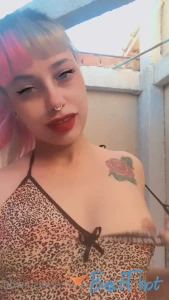 Video by luiesuicide published on January 15,2025 12:02:44 - BestThots
